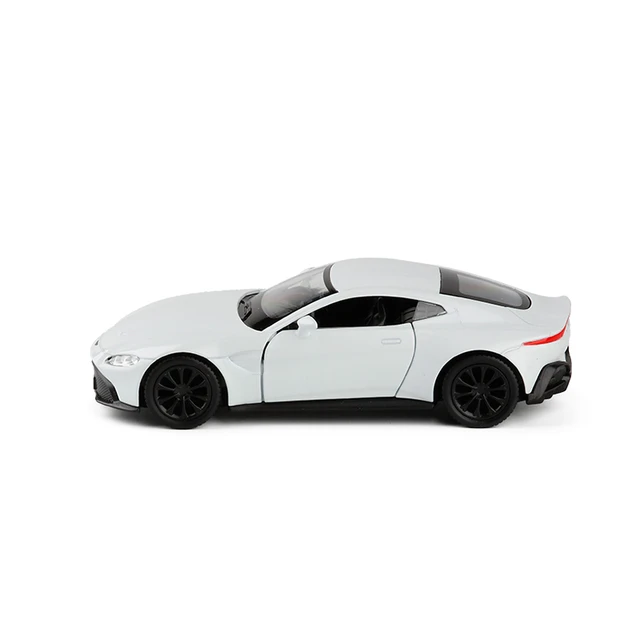 DIE CAST PULL BACK CARS IN WINDOW BOX (Aston martin vantage 2018 White)