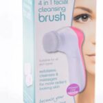 LLYODS PHARMACY 4 IN 1 FACIAL CLEASING BRUSH