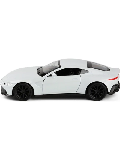 DIE CAST PULL BACK CARS IN WINDOW BOX (Aston martin vantage 2018 White)