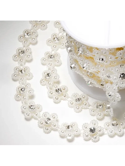 IVORY/PEARL DAISY W/DIAMANTE 15MMX5M