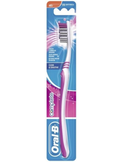 ORAL B COMPLETE CLEAN & SENSITIVE SOFT TOOTHBRUSH